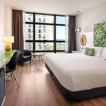 Otel Catalonia 4*