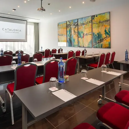 Catalonia Otel 4*